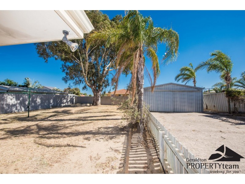 14 Mugana Crescent, Waggrakine WA 6530