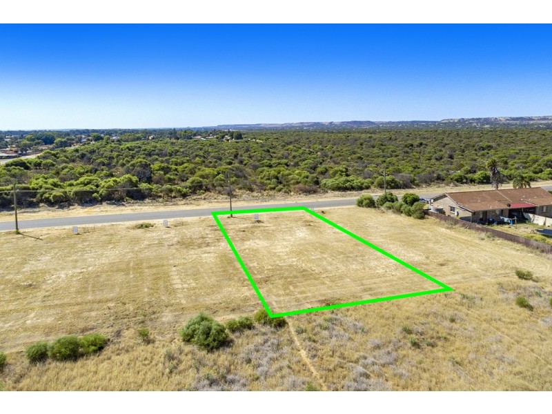 26 Koojarra St, Webberton WA 6530