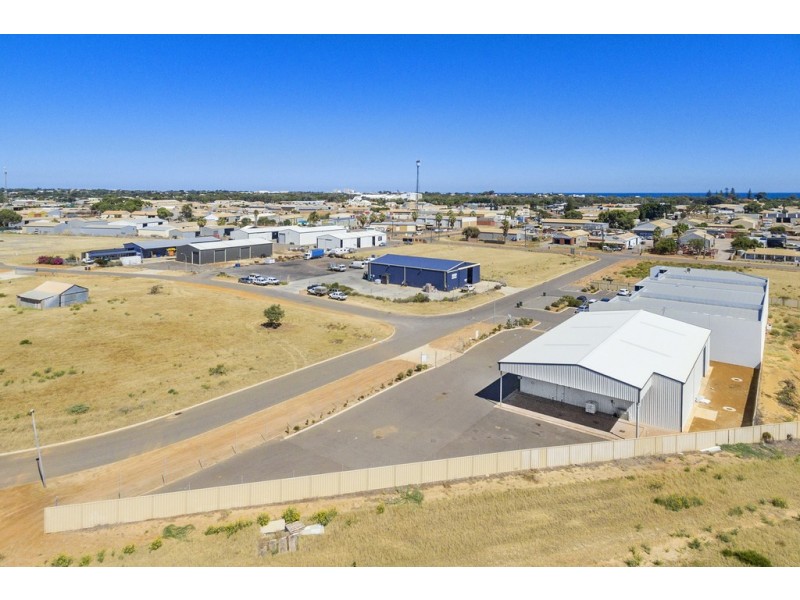 11 Guidara St, Webberton WA 6530