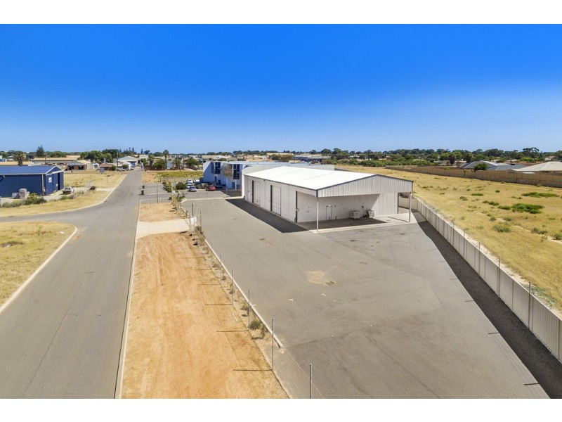 11 Guidara St, Webberton WA 6530