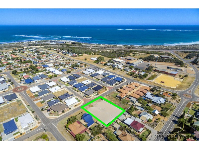 Unit 6 11 Dampier St, Beachlands WA 6530