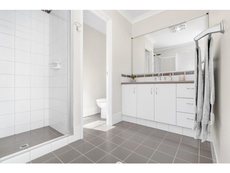 10 Jackson Loop, Wandina WA 6530