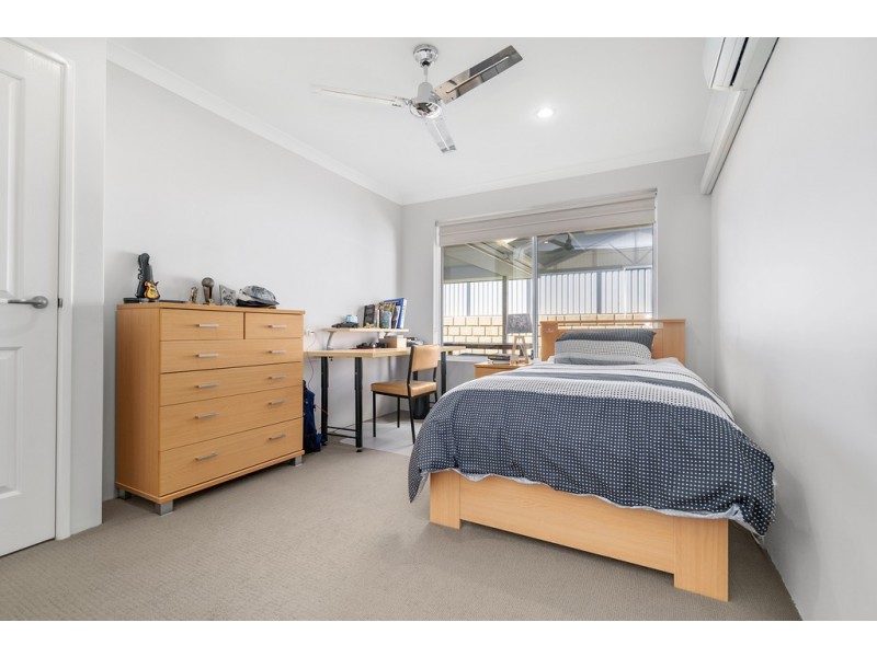 10 Jackson Loop, Wandina WA 6530