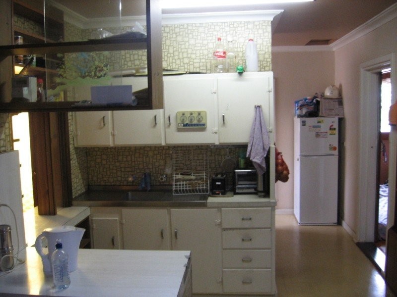 25 Reilly Road, Wonthella WA 6530