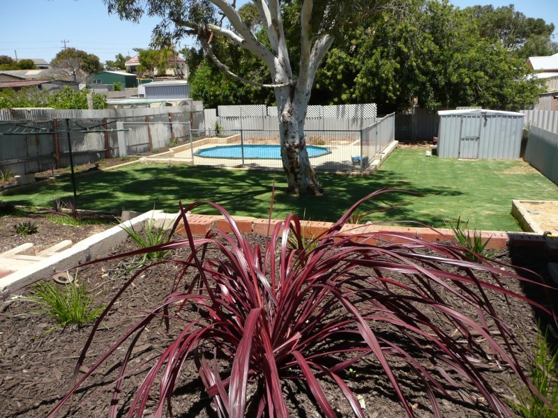 5 James Street, Geraldton WA 6530