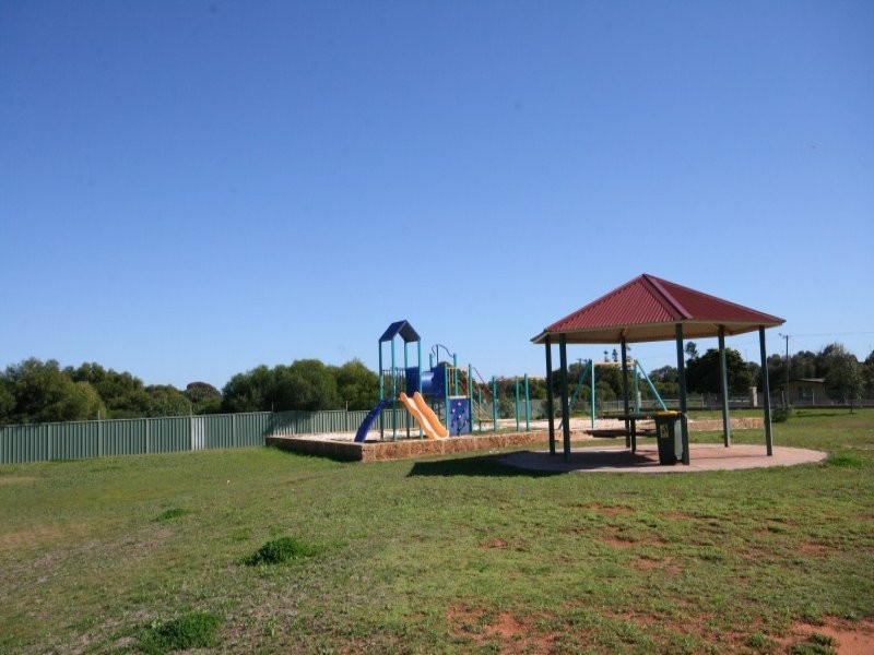 7 Brockagh Drive, Utakarra WA 6530