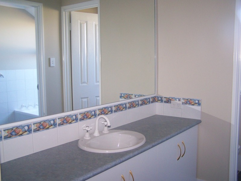 40 Mark Way, Wandina WA 6530