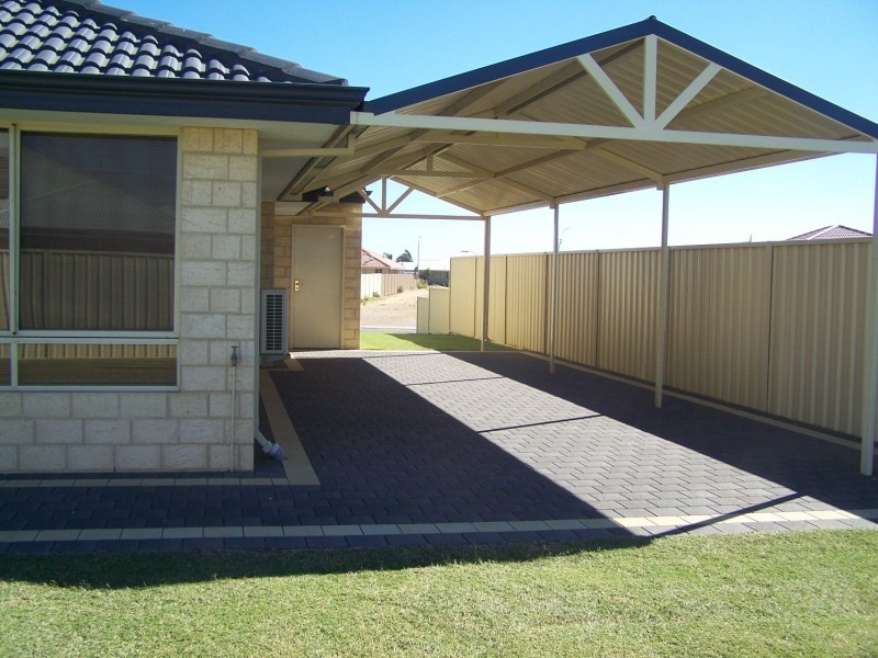 40 Mark Way, Wandina WA 6530