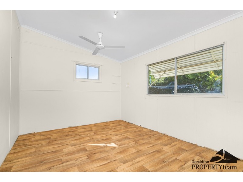 46 Crowther Street, Beachlands WA 6530