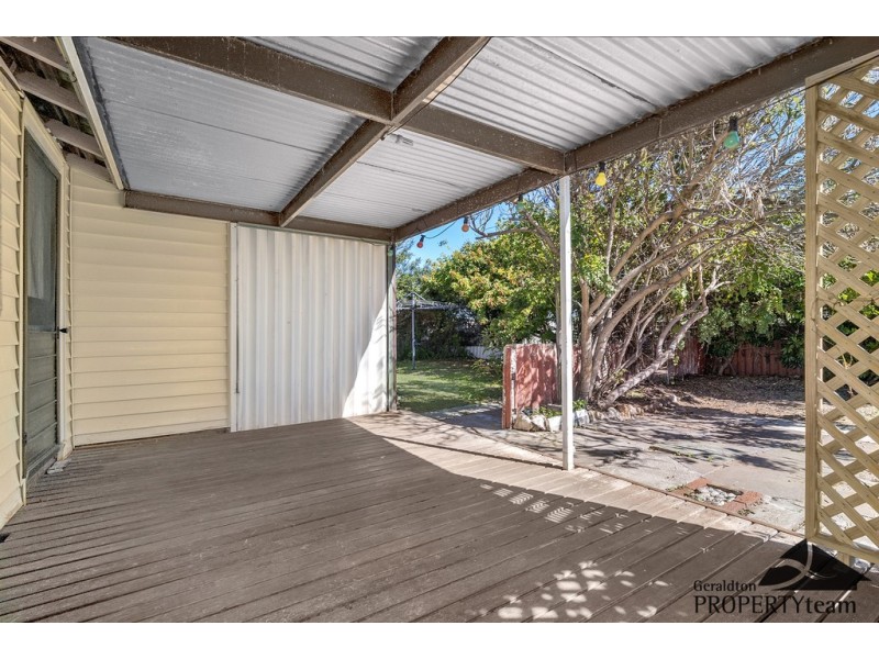 46 Crowther Street, Beachlands WA 6530