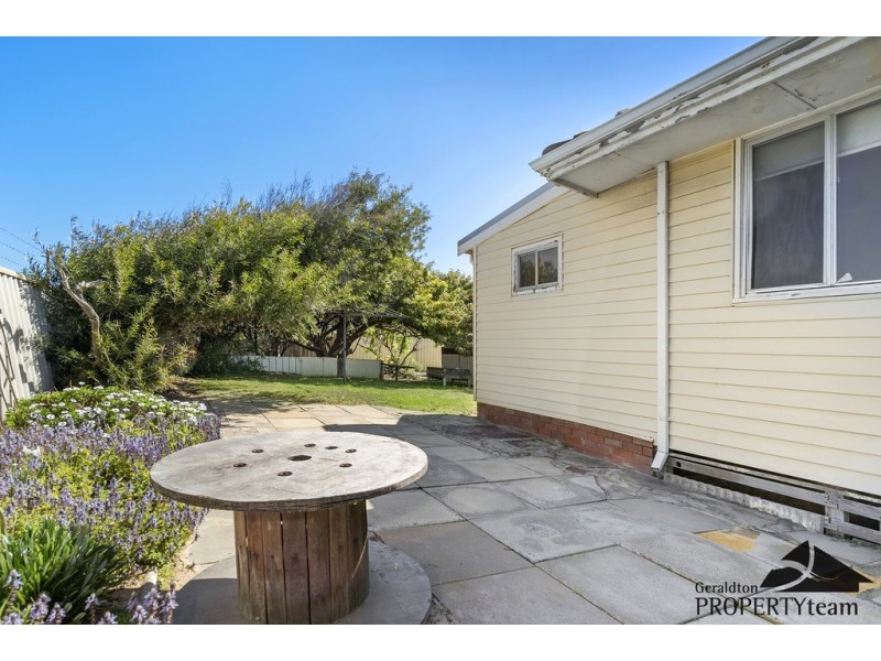 46 Crowther Street, Beachlands WA 6530