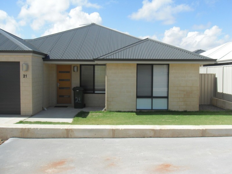 21 Crowther Street, Beachlands WA 6530