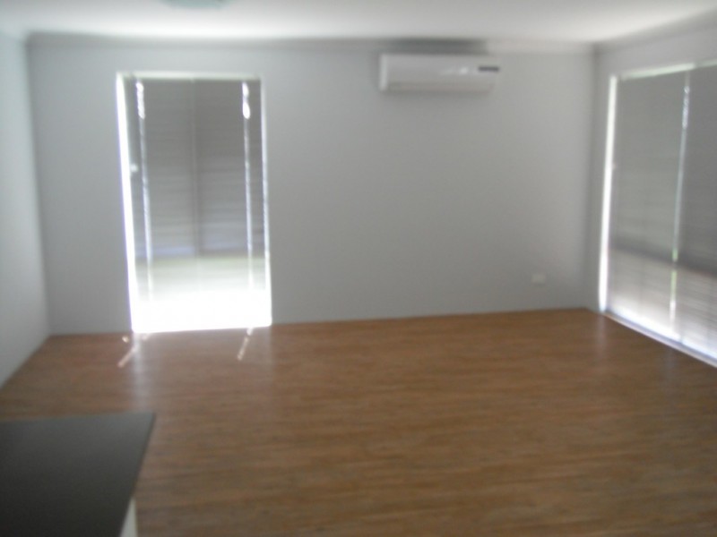 21 Crowther Street, Beachlands WA 6530