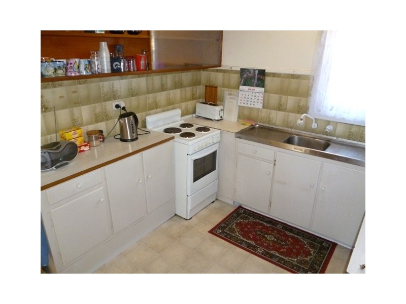 23 Waldeck Street, Geraldton WA 6530