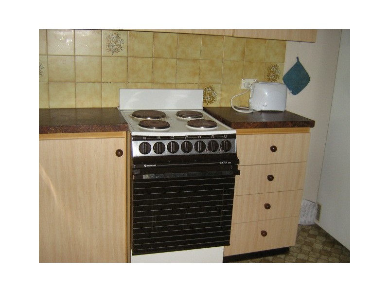 252B Second Street, Wonthella WA 6530