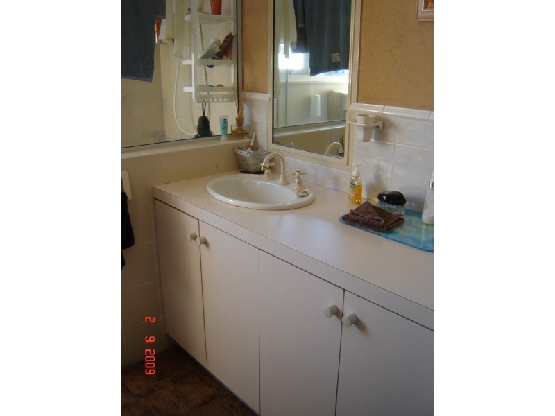 257 First Street, Wonthella WA 6530