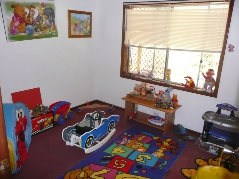 5 Ritchie Way, Rangeway WA 6530
