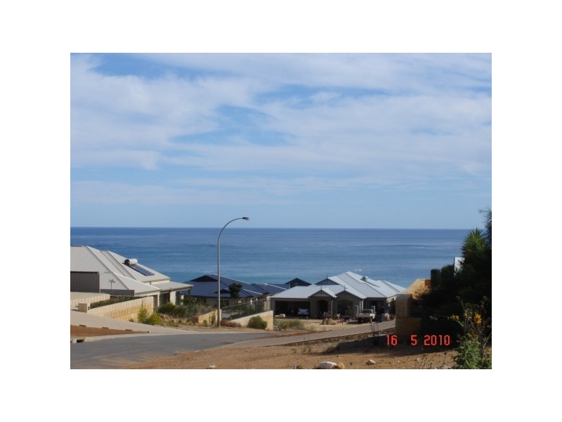 13 Jackson Loop, Wandina WA 6530