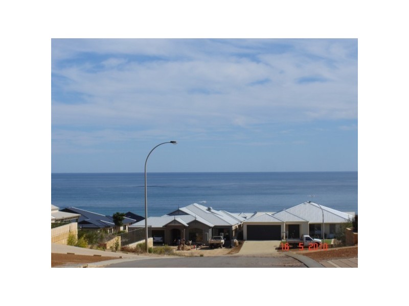 13 Jackson Loop, Wandina WA 6530