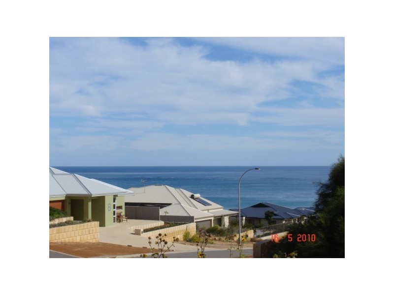 13 Jackson Loop, Wandina WA 6530