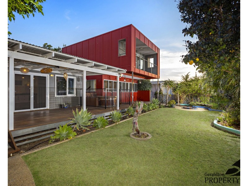 10 Fuller Street, Bluff Point WA 6530