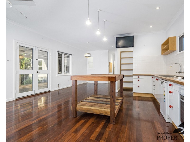 10 Fuller Street, Bluff Point WA 6530