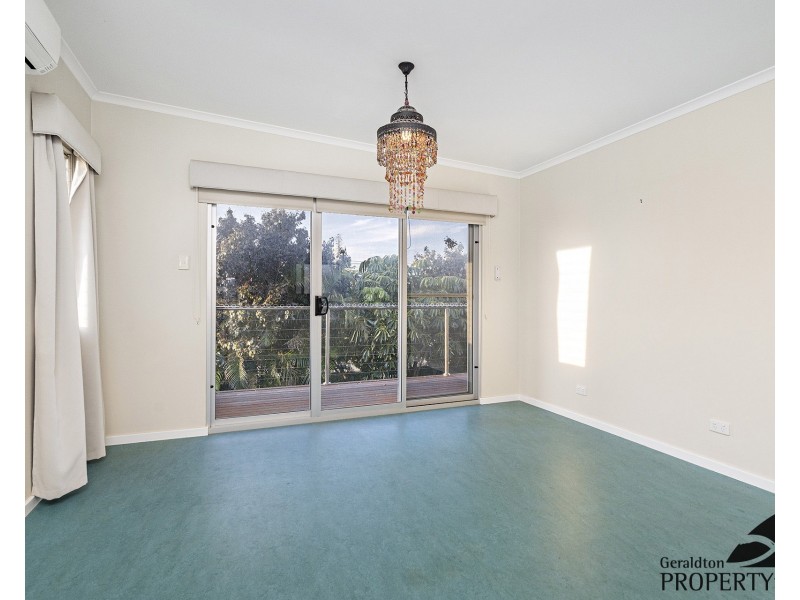 10 Fuller Street, Bluff Point WA 6530