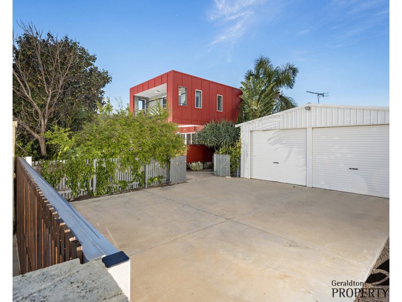 10 Fuller Street, Bluff Point WA 6530