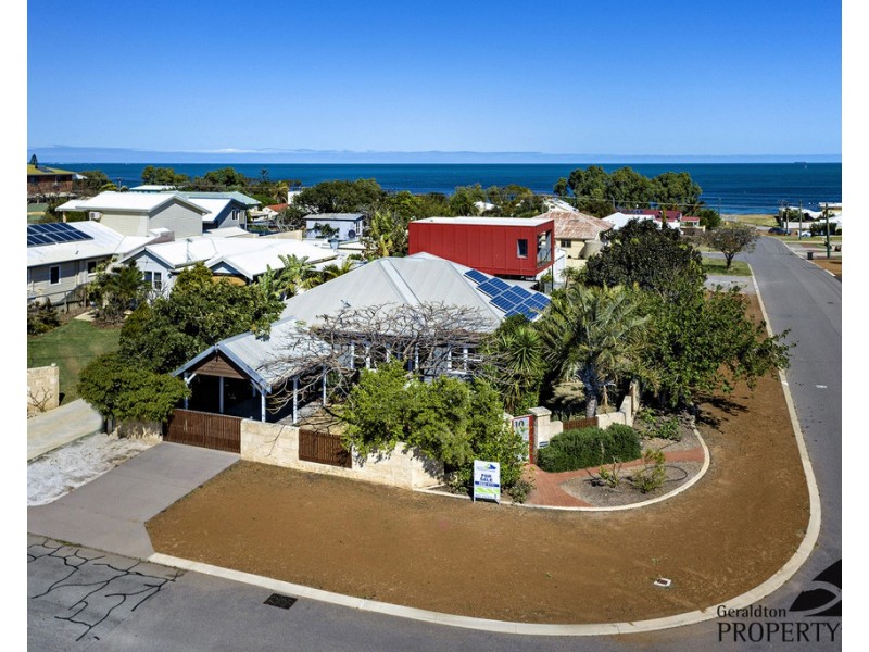 10 Fuller Street, Bluff Point WA 6530
