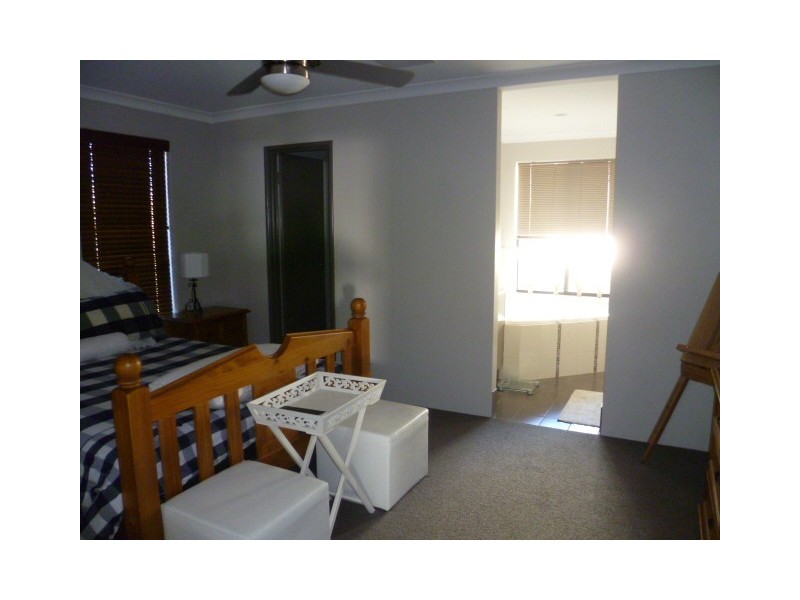 16 Dove Place, Wandina WA 6530