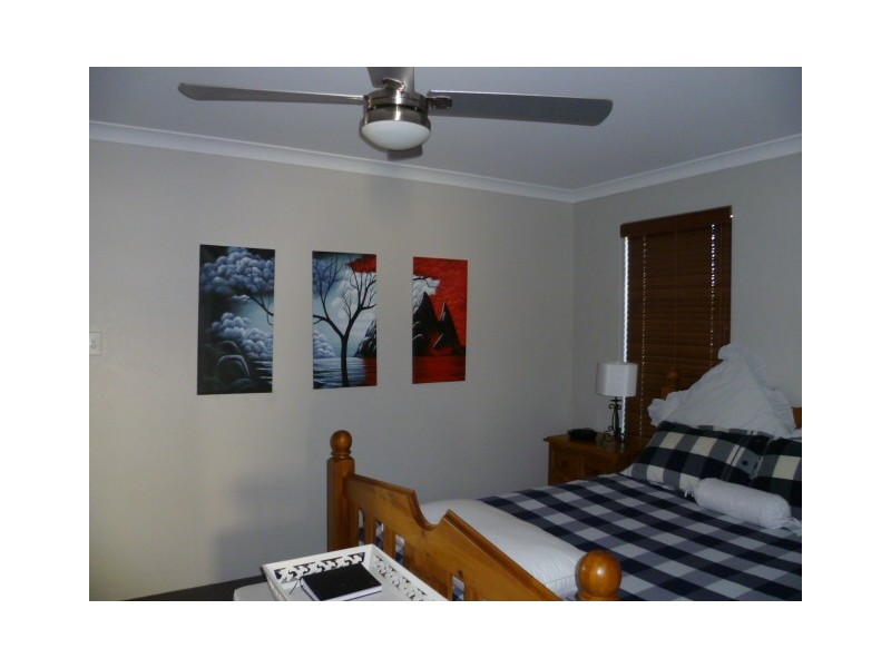 16 Dove Place, Wandina WA 6530