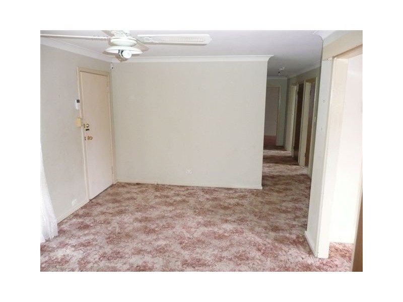 16 Broadfield Close, Utakarra WA 6530