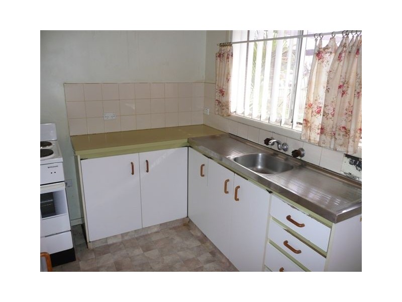 16 Broadfield Close, Utakarra WA 6530