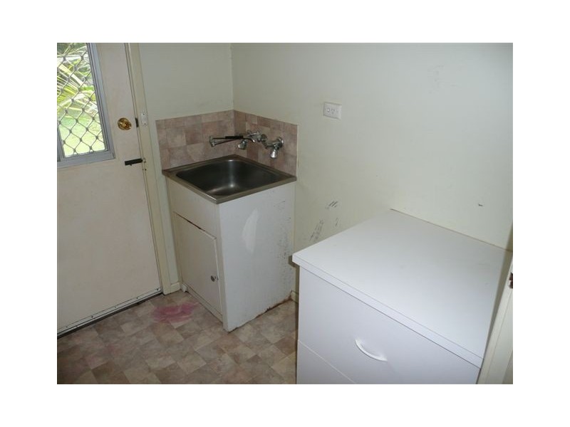 16 Broadfield Close, Utakarra WA 6530