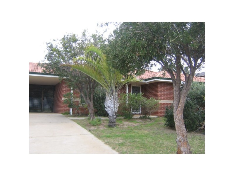 3  Augar Green SOVEREIGN HEIGHTS, Geraldton WA 6530