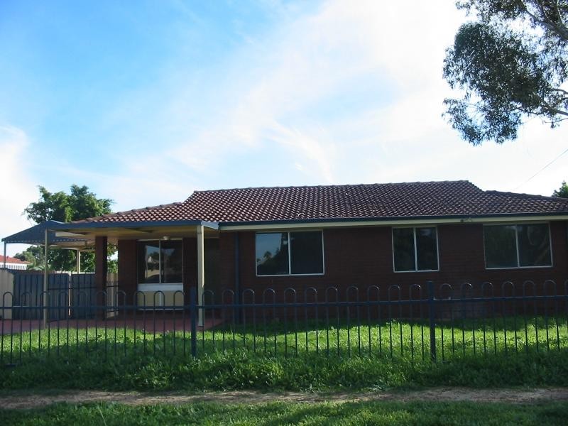 128 Abraham Street RANGEWAY, Geraldton WA 6530