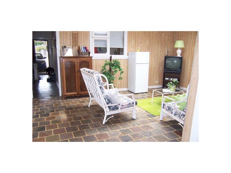 257 First Street, Wonthella WA 6530