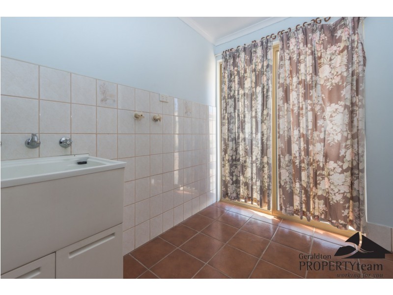 24 Seahaven View, Drummond Cove WA 6532