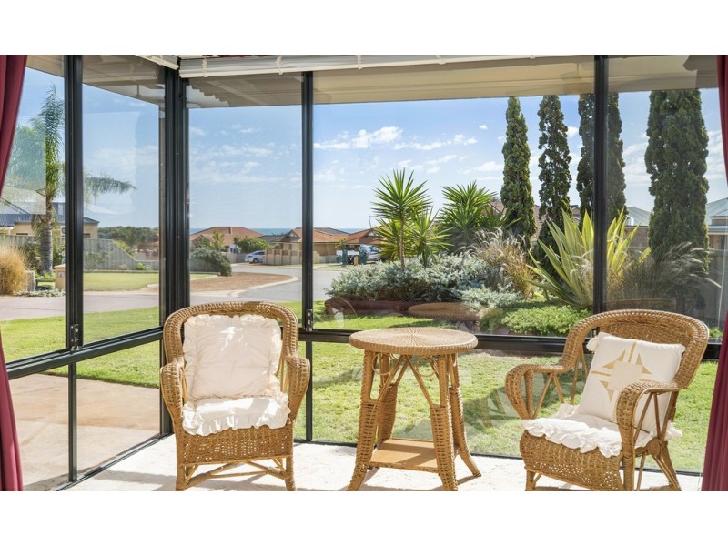 10 Nautical Lookout, Drummond Cove WA 6532