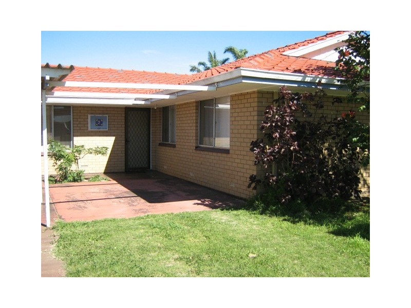 2  Buckinham Street MT TARCOOLA, Geraldton WA 6530