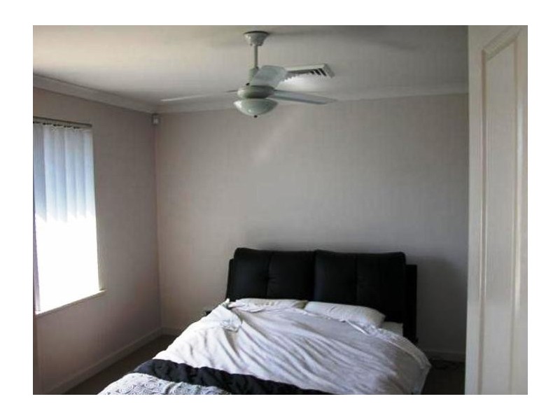 17 McGauran Lane, Beachlands WA 6530