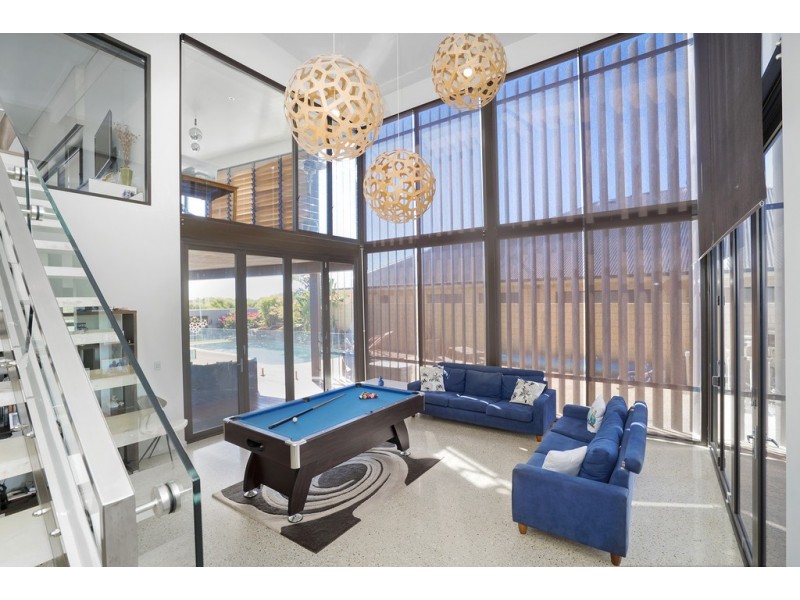 19 Surfside Terrace, Glenfield WA 6532