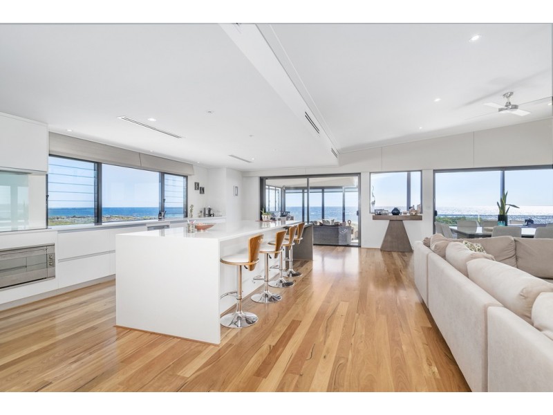 19 Surfside Terrace, Glenfield WA 6532