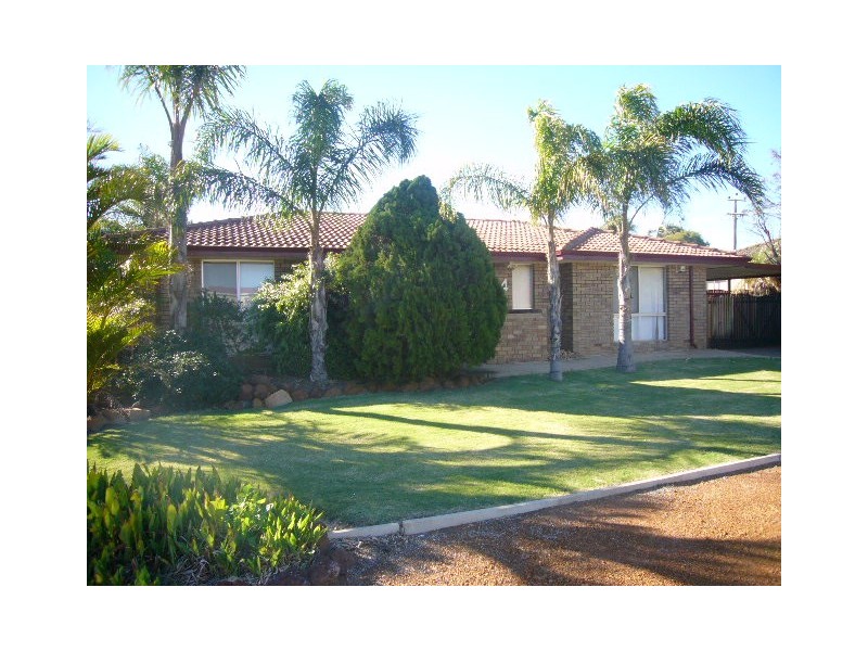 4 Pinna Way, Sunset Beach WA 6530