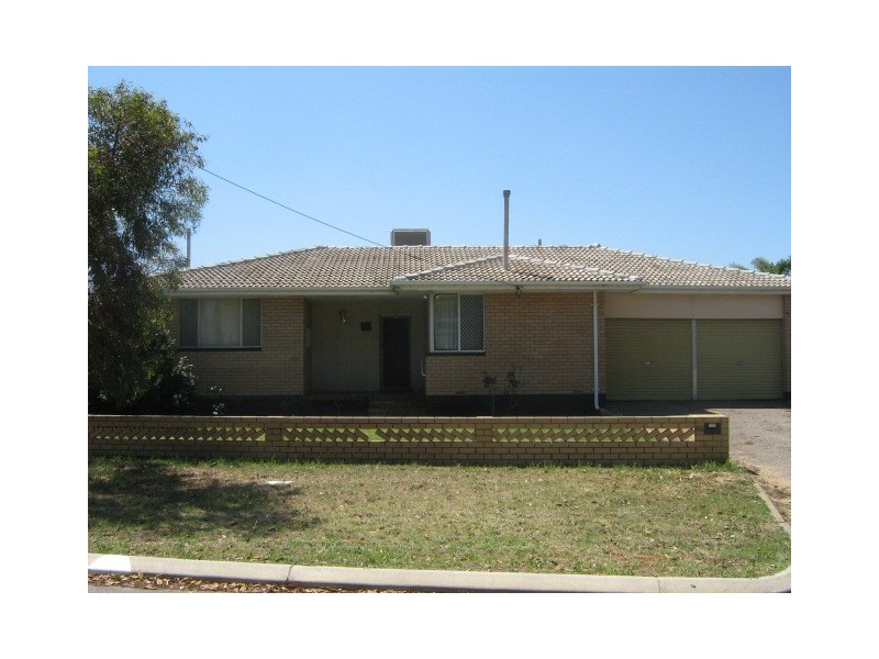 33 Hutchinson Street GERALDTON, Geraldton WA 6530