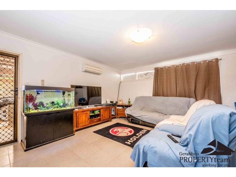 215 First Street, Wonthella WA 6530