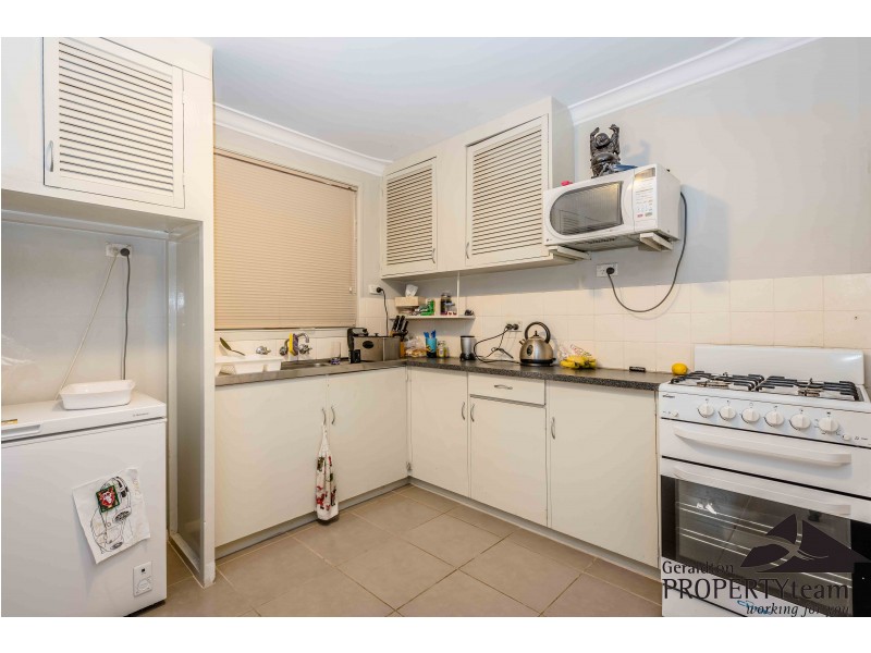 215 First Street, Wonthella WA 6530