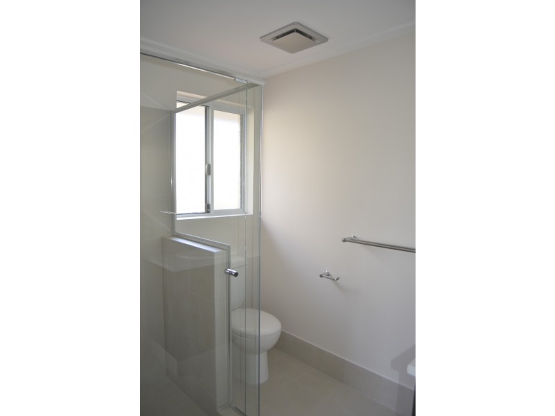 8 Beachcomber Hill, Glenfield WA 6532