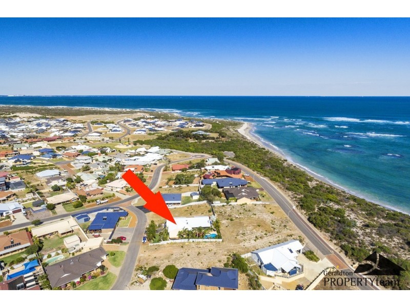 5 Bluewater Close, Drummond Cove WA 6532