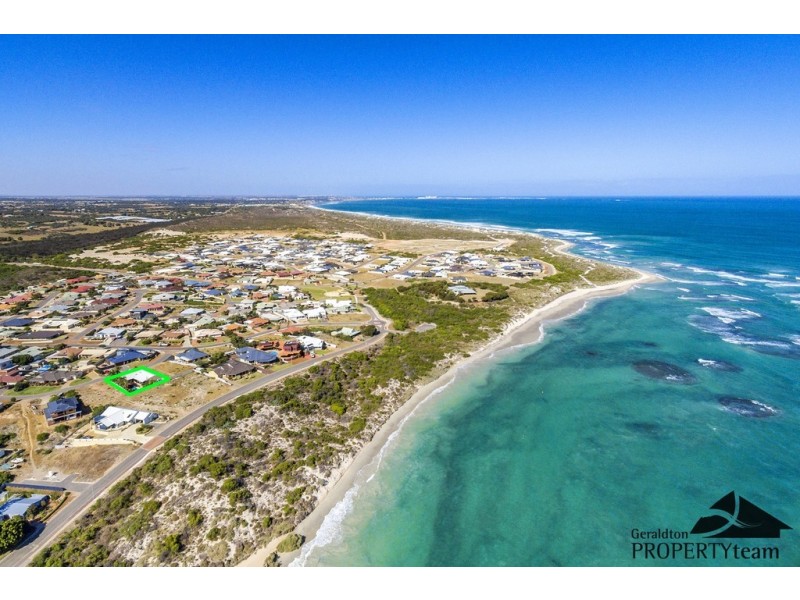 5 Bluewater Close, Drummond Cove WA 6532